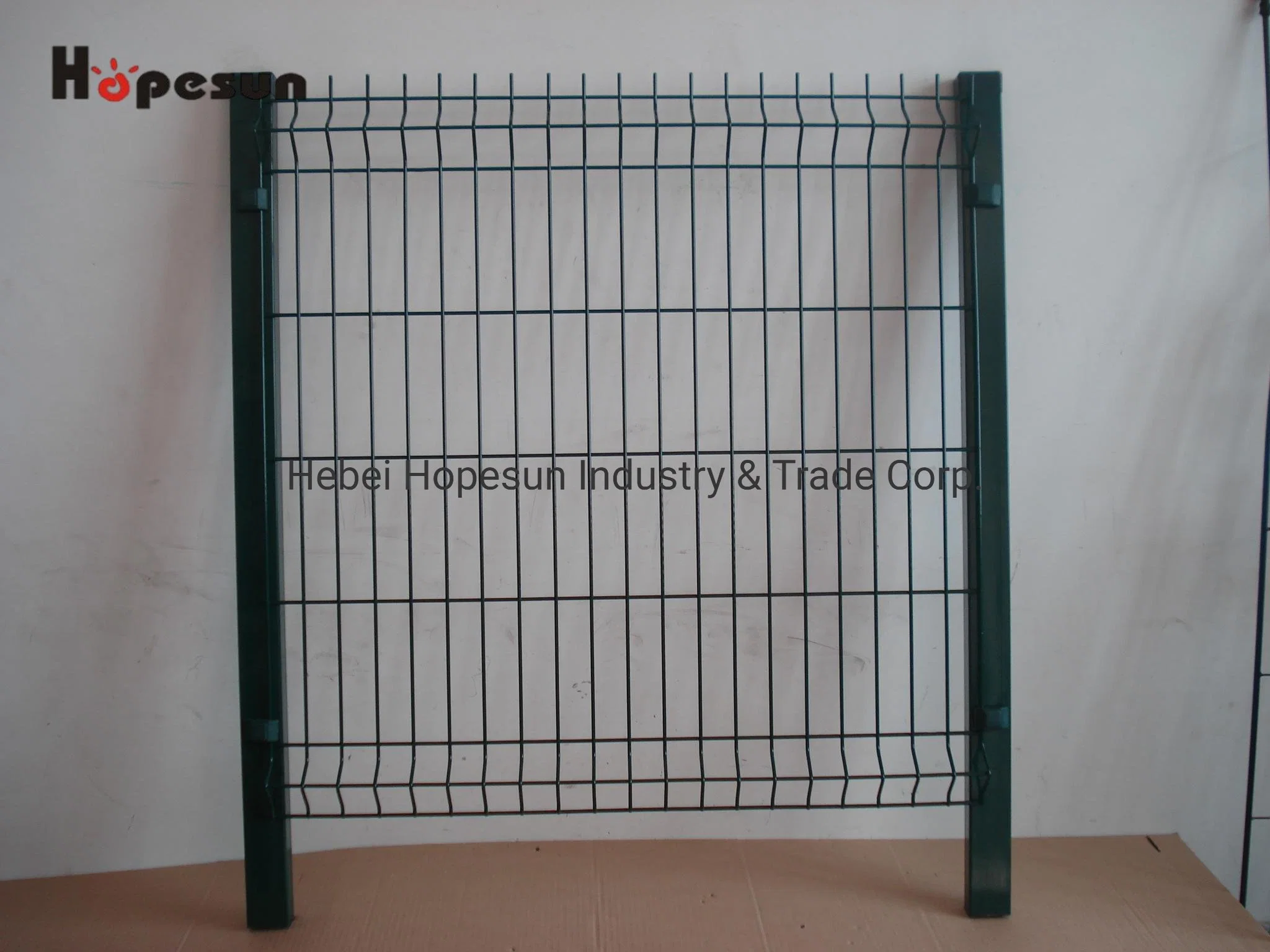 Artifical Garden Galvanized PVC Plastic Welded Wire Fence Mesh Panel