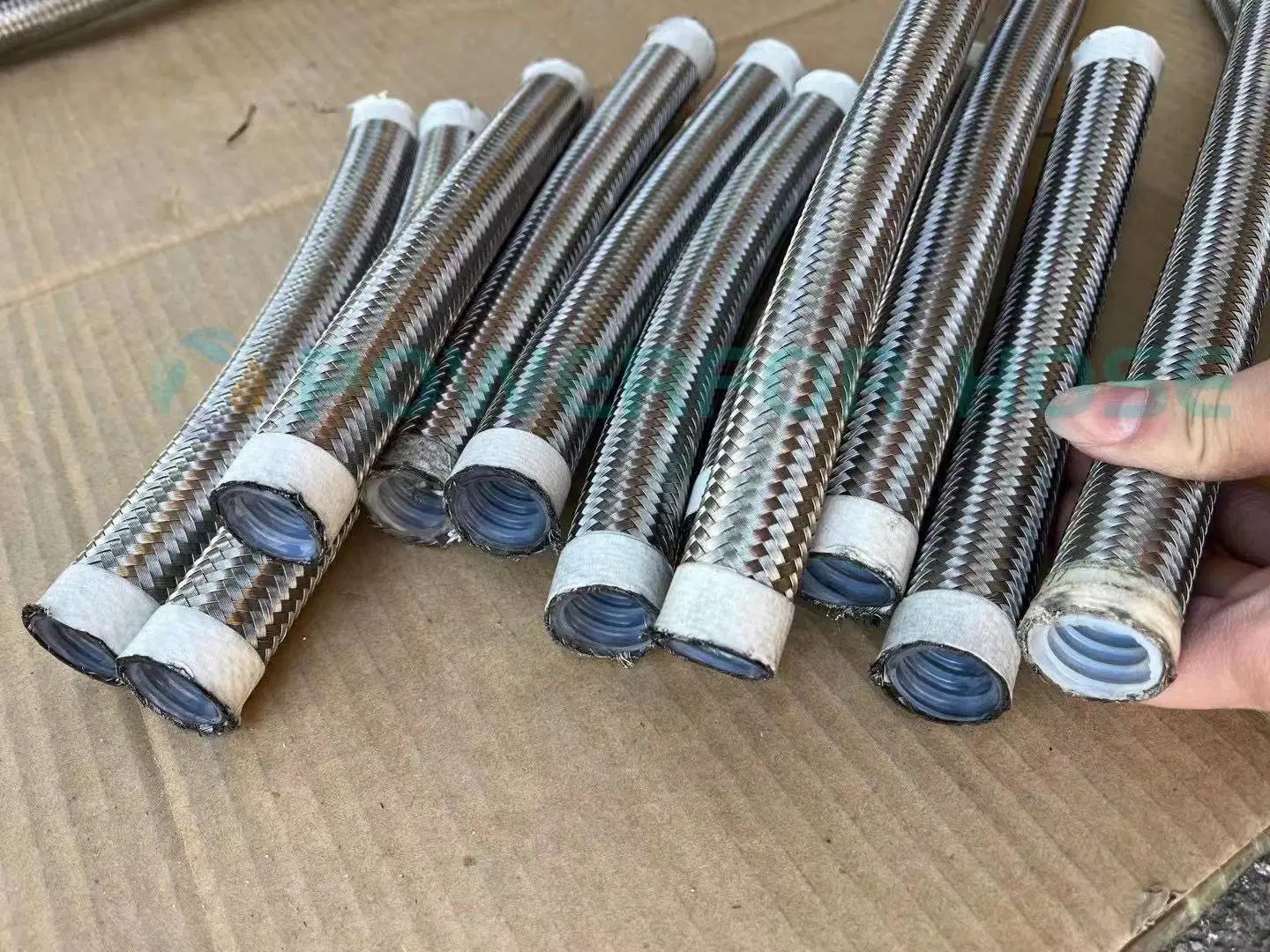 Pure PTFE Convoluted Hose SS304/316 Braiding Hydraulic Hose R14