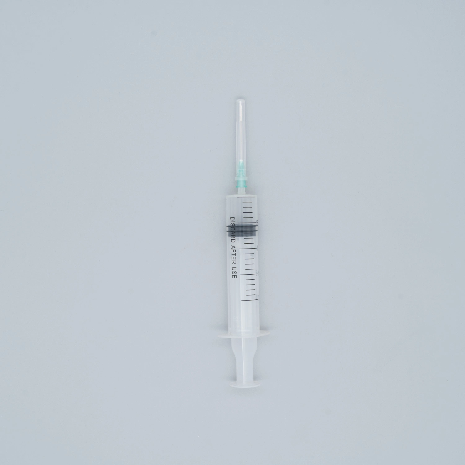 Quality Disposable Three Parts Syringe with Needle