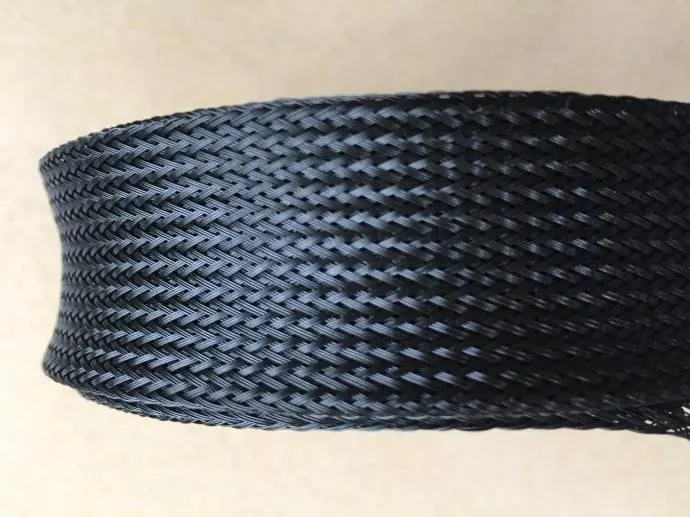 Woven Fabric Heat Shrink Cable Sleeve in Insulation in China