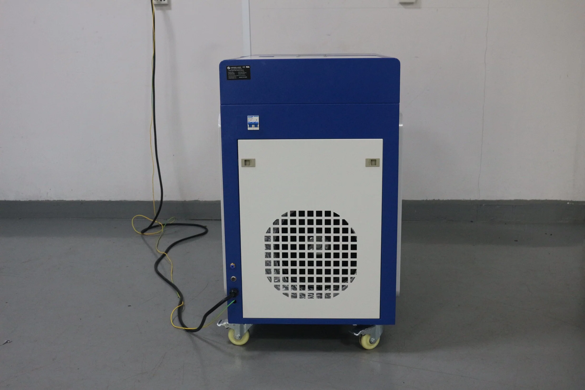 2000W Cw Fiber Laser Cleaning Machine Removal of Surface Coating on Metal