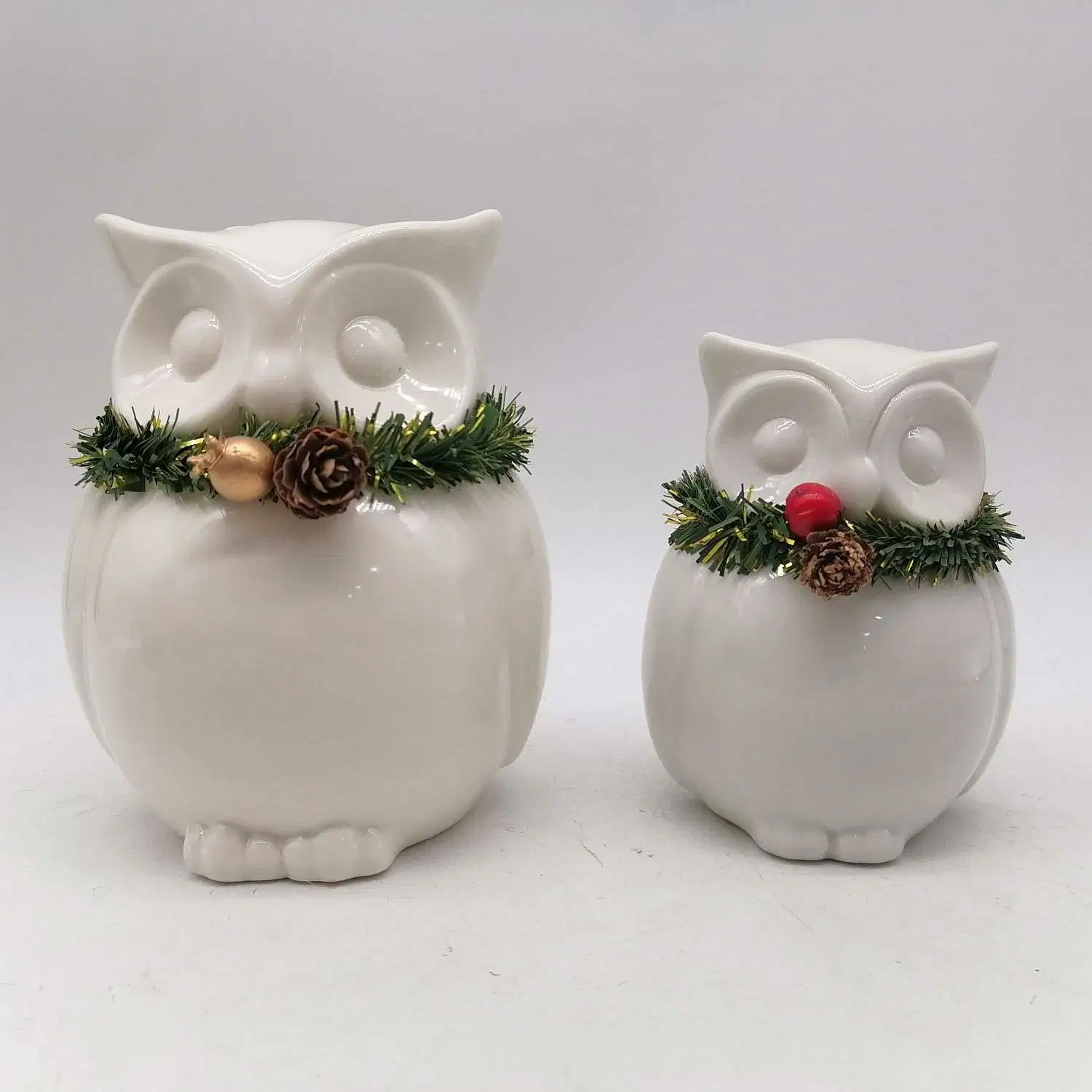 Customized Cartoon Ceramic Owl Decor Decorative Garden or Indoor Festival Gift