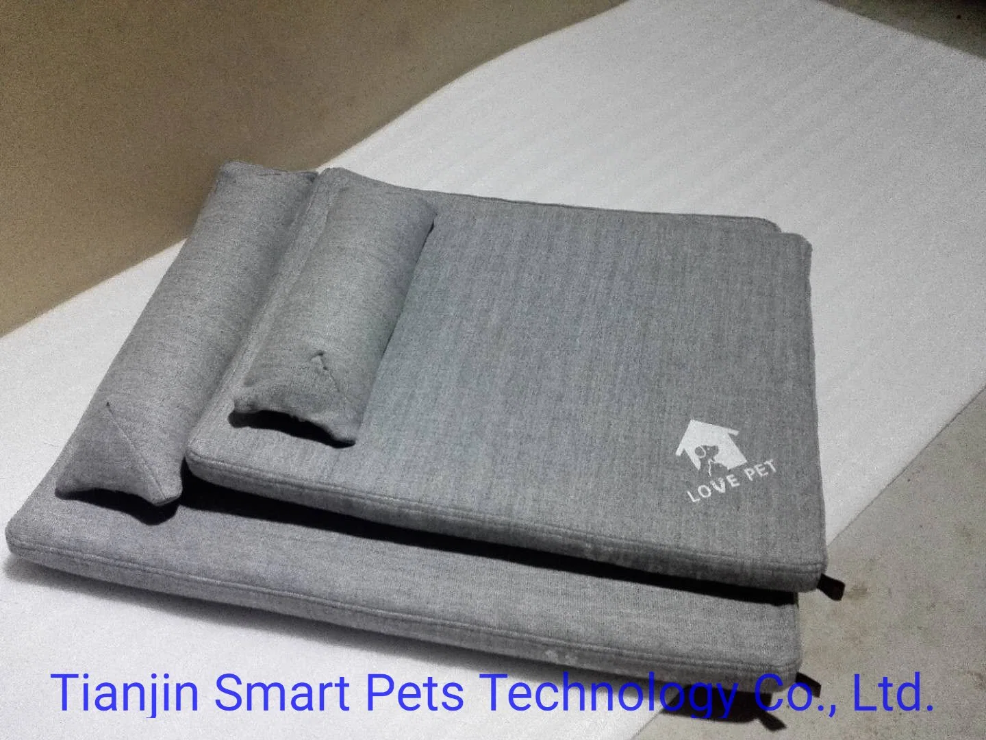 High quality/High cost performance  Luxury Plush Pet Dog Cat Bed House