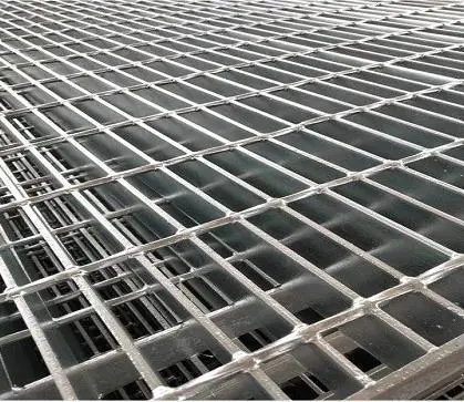 Caillebotis en acier galvanisé Panneaux en acier pour la construction de la voie de l'escalier
