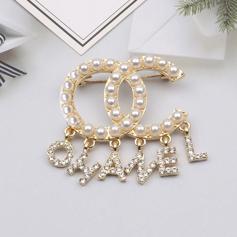 Wholesale/Supplier Price Women Luxury Letter Cc Brooch Famous Brand Inspired Designer Cc Brooches and Pins Pins