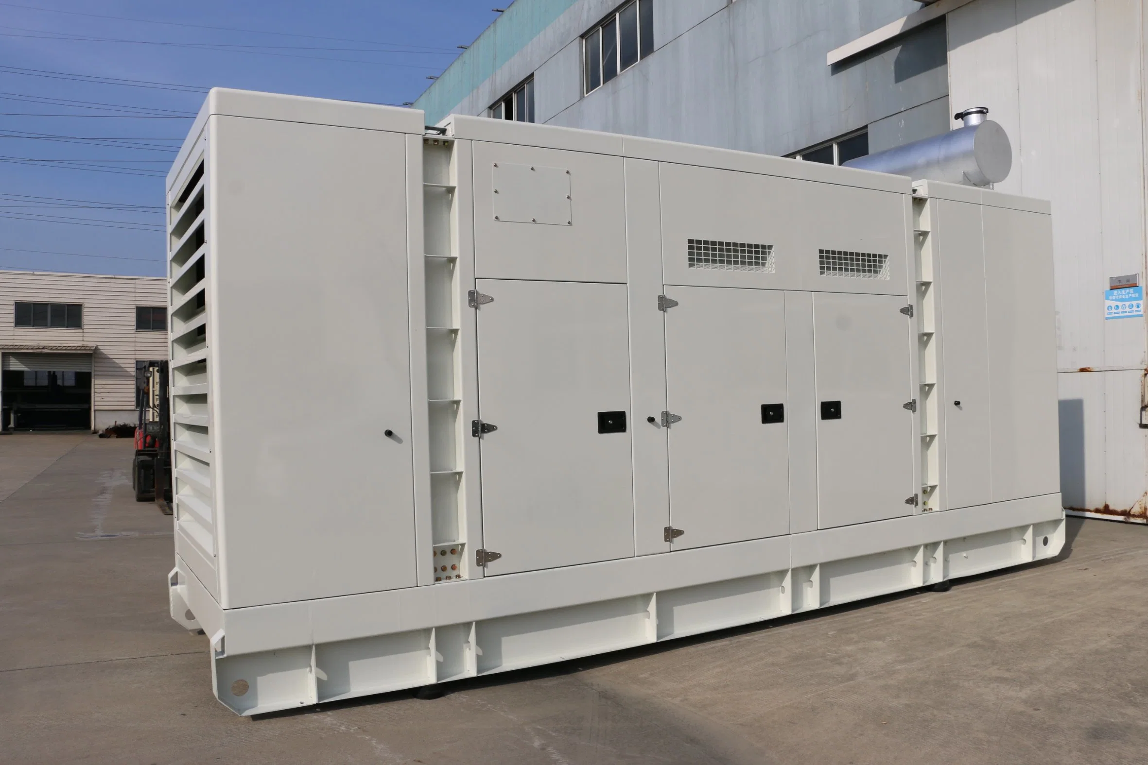 kVA Generator 3 Phase Soundproof 600 Kw Diesel Genset Generator 750 kVA with Yuchai Engine