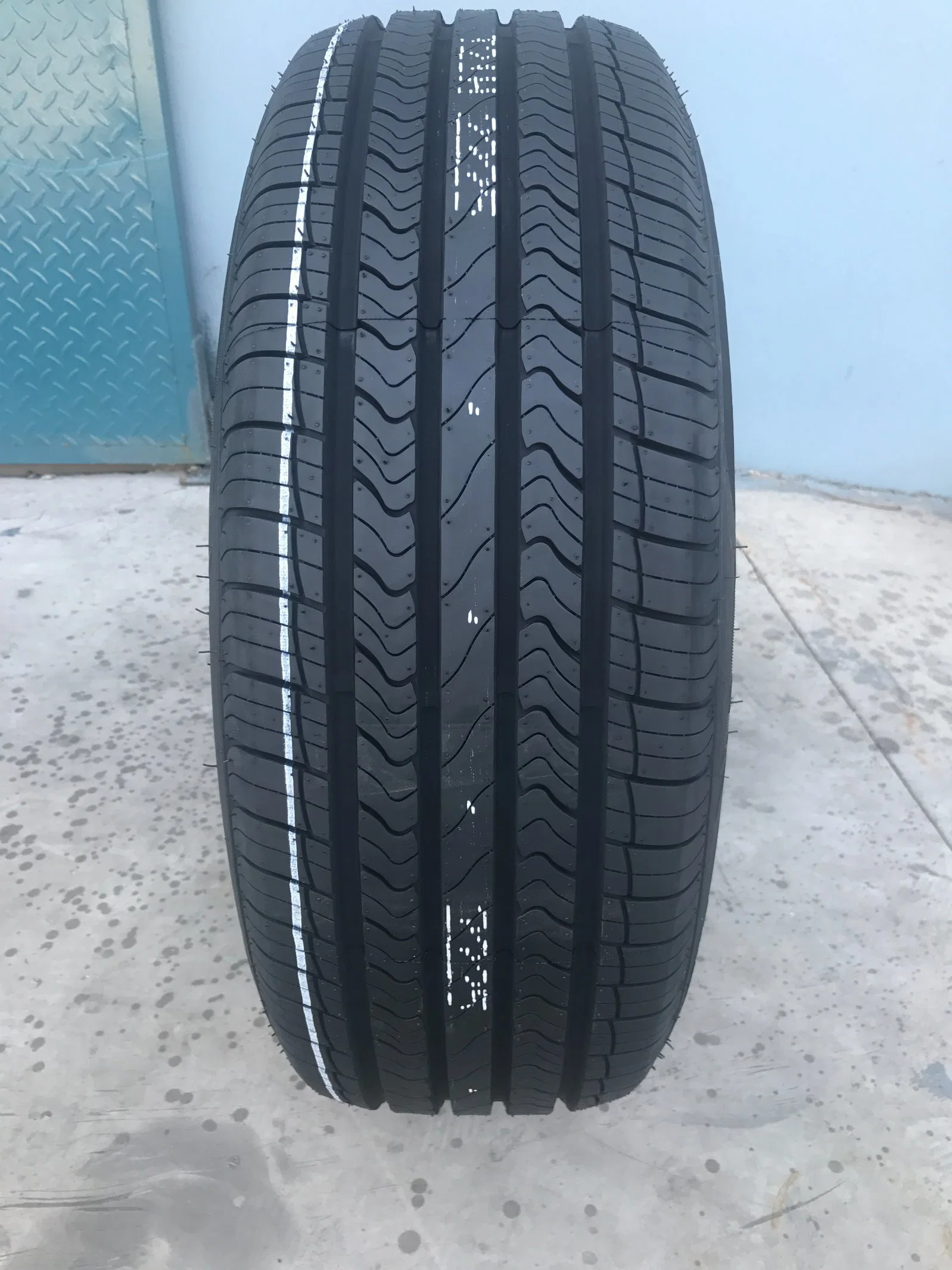 Chinese Brand Best Price Rubber Passenger Car Tires Mt at Pace PCR Snow Ice with Spikes Studable Wear-Resistant Passenger Car Tires Solid Rubber Lt215/75r15lt2