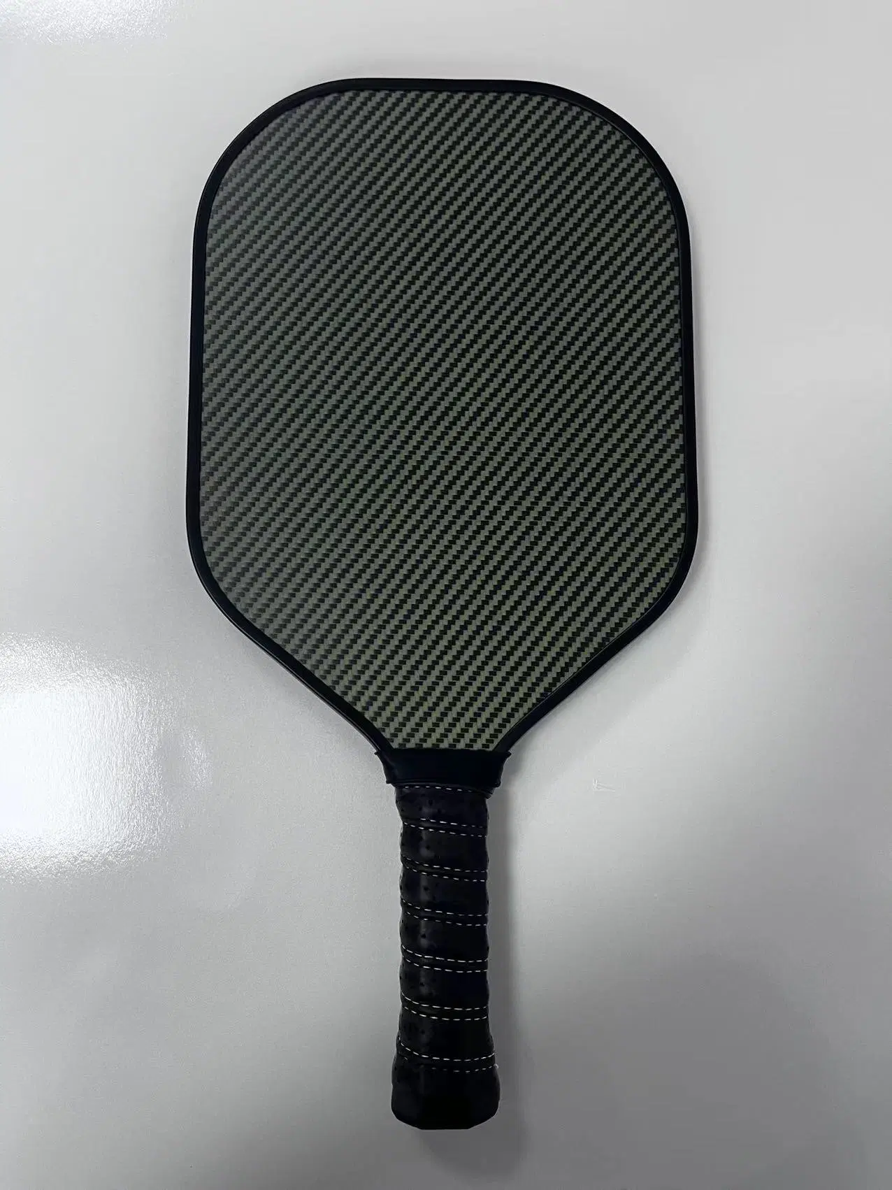 New Develop 3K+ Kevlar Face with Honeycomb Polypropylene Core Elongated Pickleball Paddle