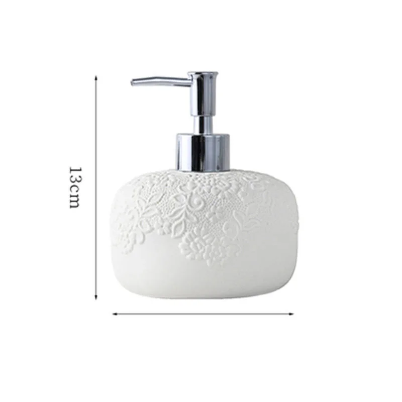 Noble White Carving Luxury Ceramic Bathroom Decor Bathroom Accessories Set
