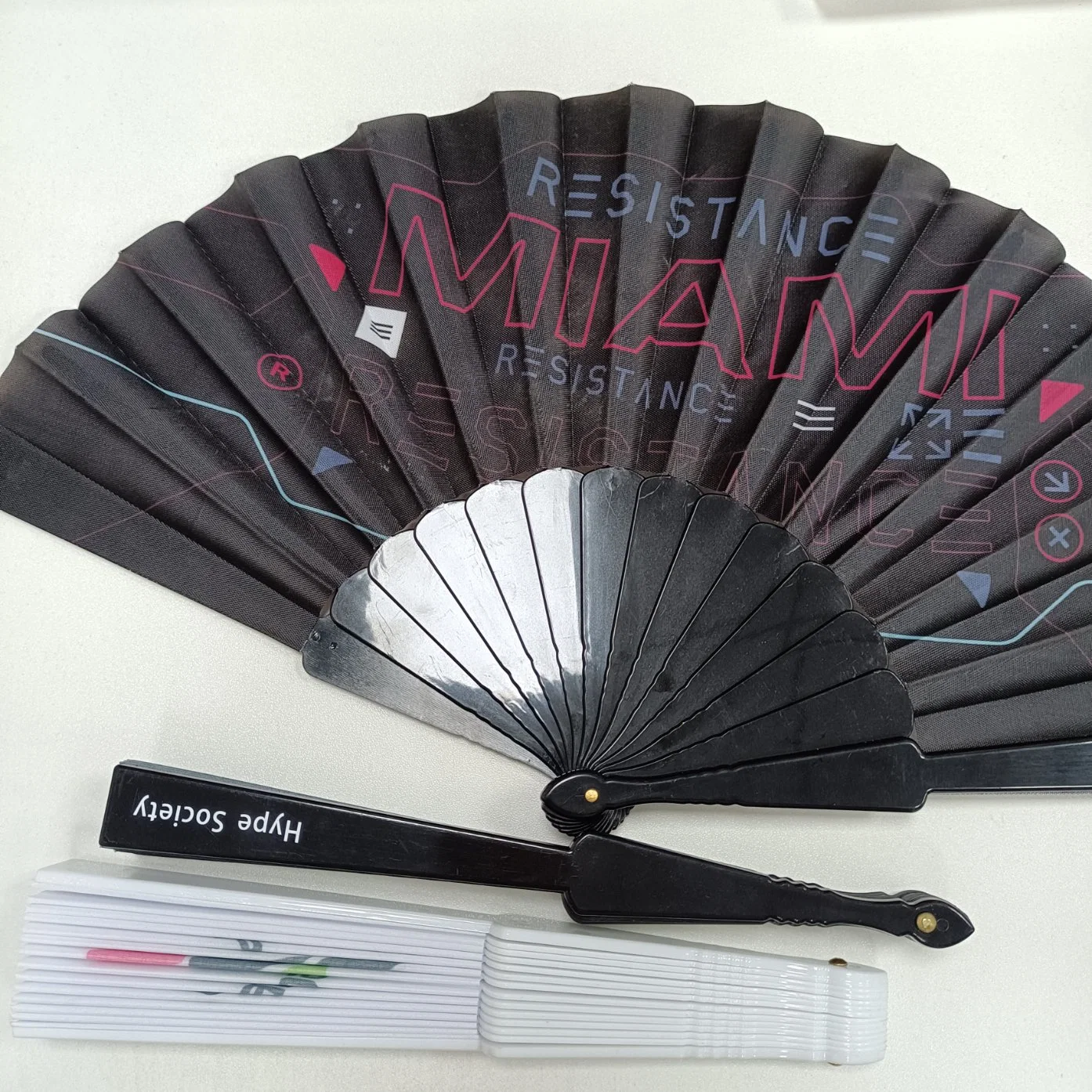 Custom Printed Fabric Plastic Folding Hand Fan Festivals Personalized Foldable Hand Held Fan for Souvenir