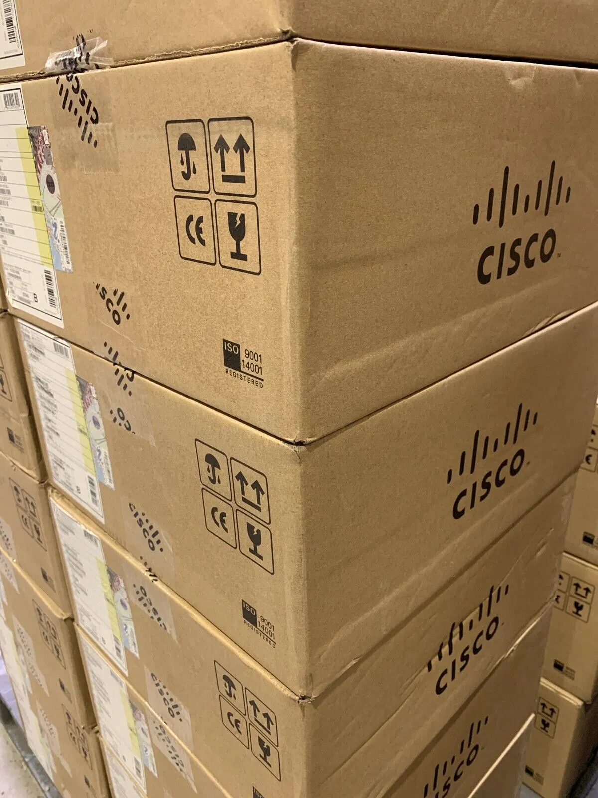 Сетевой коммутатор Cisco Catalyst 1000-16p-2g-L, 16 порта Gigabit Ethernet PoE+, бюджет мощности PoE 120 Вт, коммутатор Ethernet