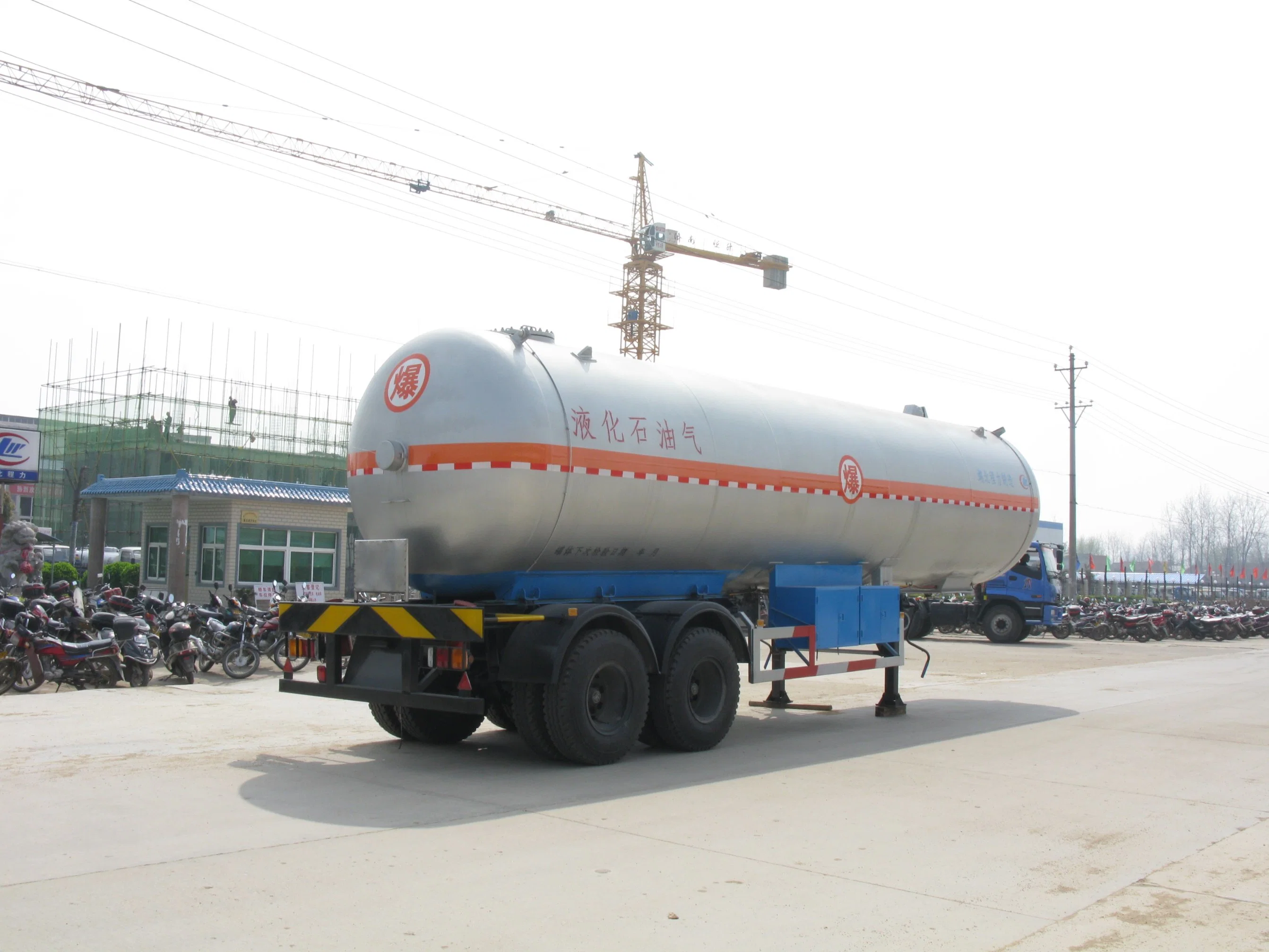 2/3 Axle 40000L 50000L 56000L LPG Tank Trailer