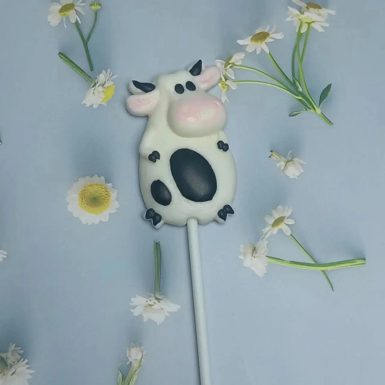 Easter Animal Shape Milk Cow Hard Candy Lollipops