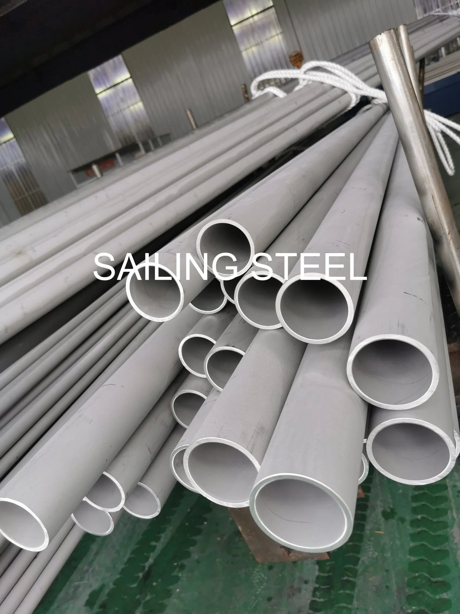 Top Quality 304 Stainless Steel Tube Best Price Stainless Steel Pipe/Tube for Pressure Vessels