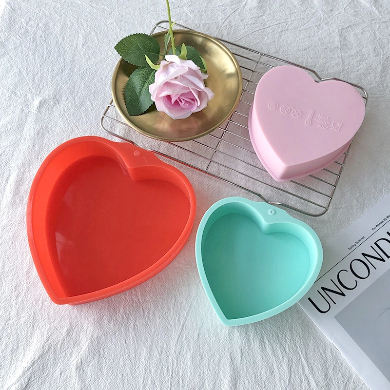 Multi-Size Heart-Shaped and Round Baking Cake Silicone Molds