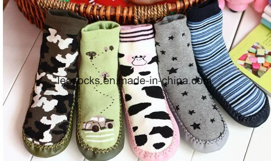 Wholesale/Supplier Cute Cartoon Rubber Sole Baby Socks Happy Baby Prewalker Shoes