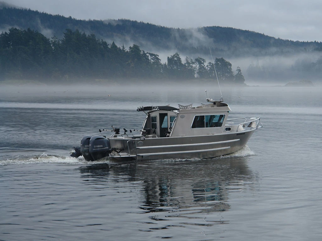 Kinocean Welded Aluminum Fishing Luxury Deep-V Cabin Cruiser Boat