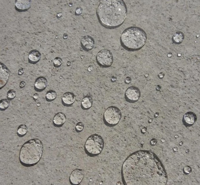 Producto de arcilla de mampostería de techos de madera y otras aplicaciones de construcción resistente al agua recubrimiento repelente con contenido sólido 30%