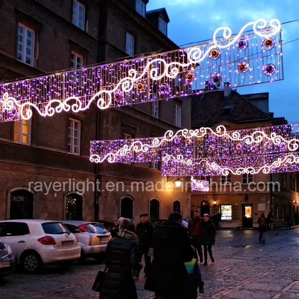 As decorações de Natal do feriado da rua transversal da avenida do inverno das luzes