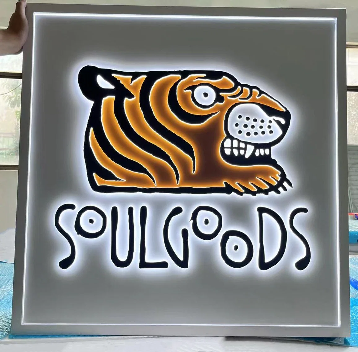 Customized Indoor Outdoor Acrylic Illuminated Signs Advertising Light Board LED Letter Sign