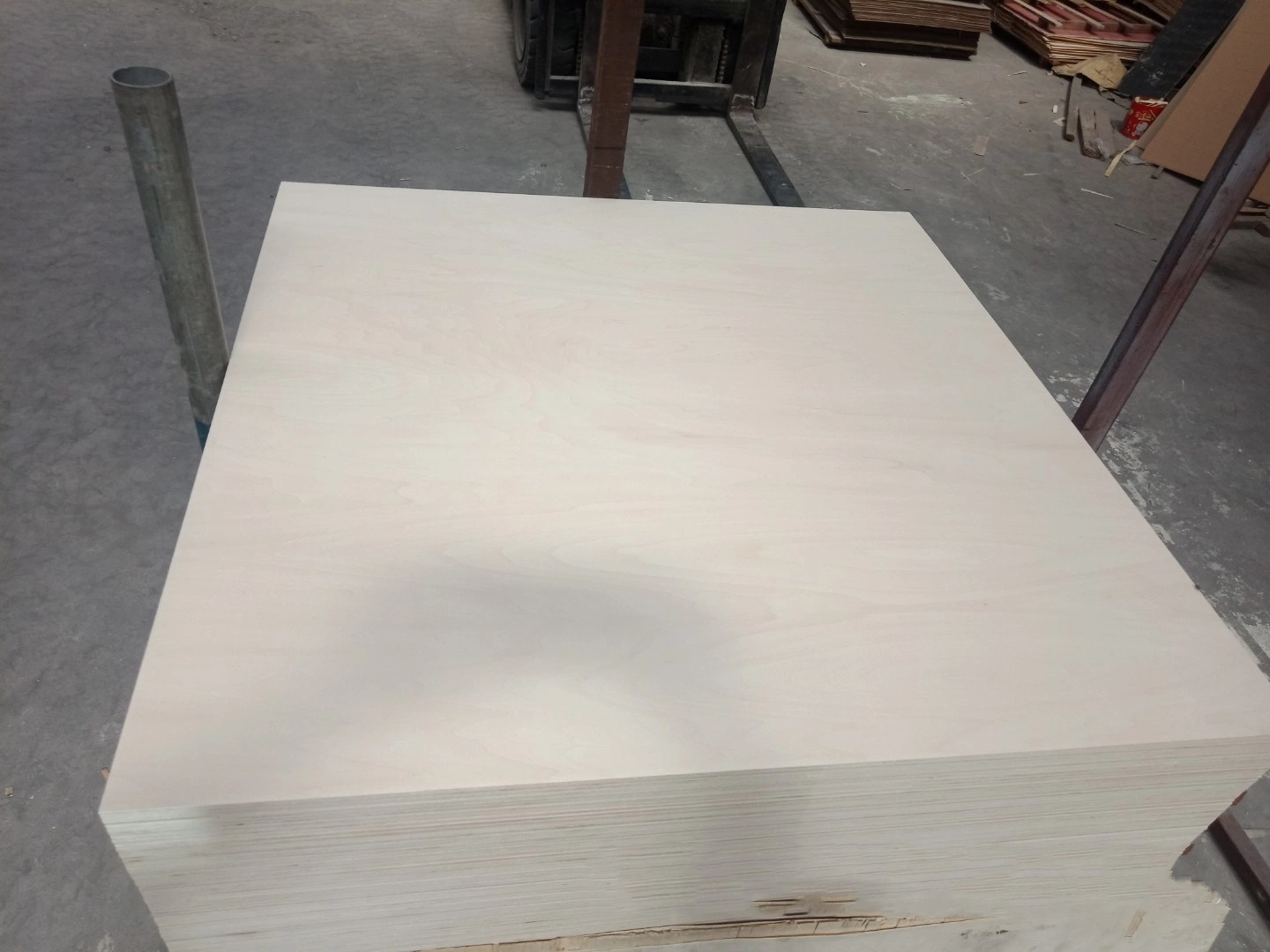 Tabla de madera sólida de álamo de madera de álamo blanqueada para tablero de muebles