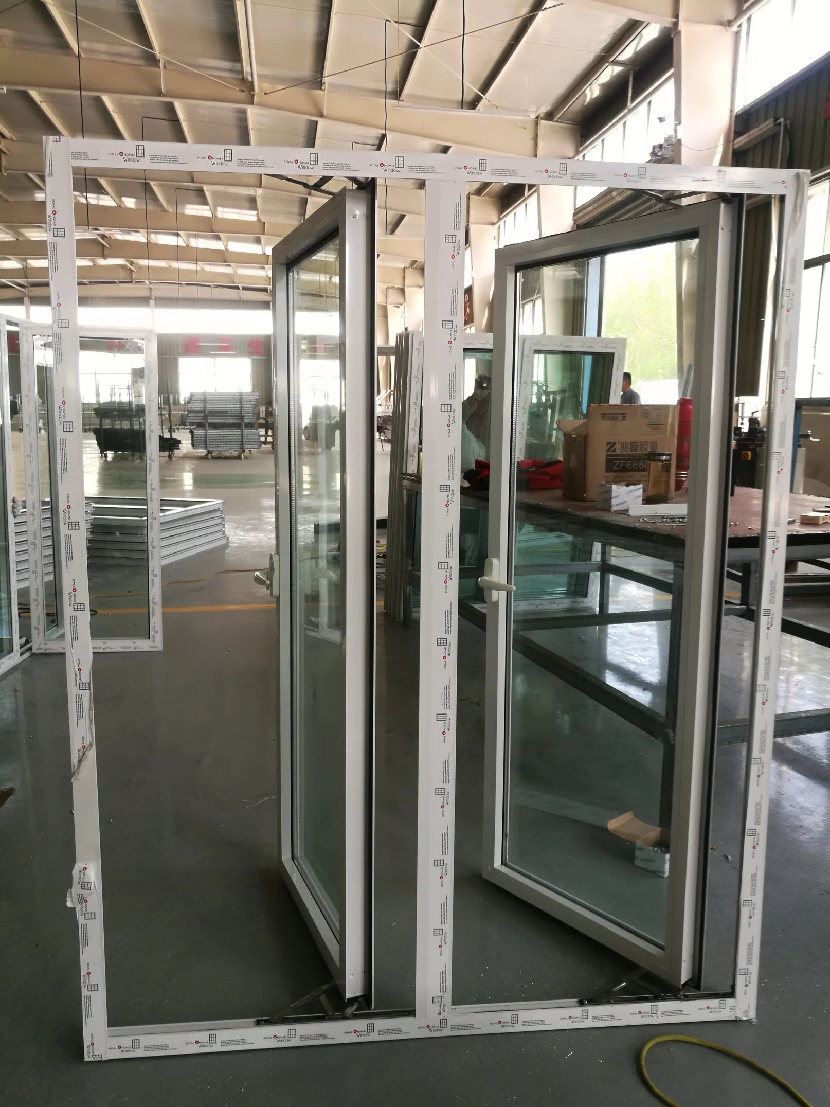 Low Price PVC Vinyl Casement Sliding Doors and Windows with Anti Mosquito Net