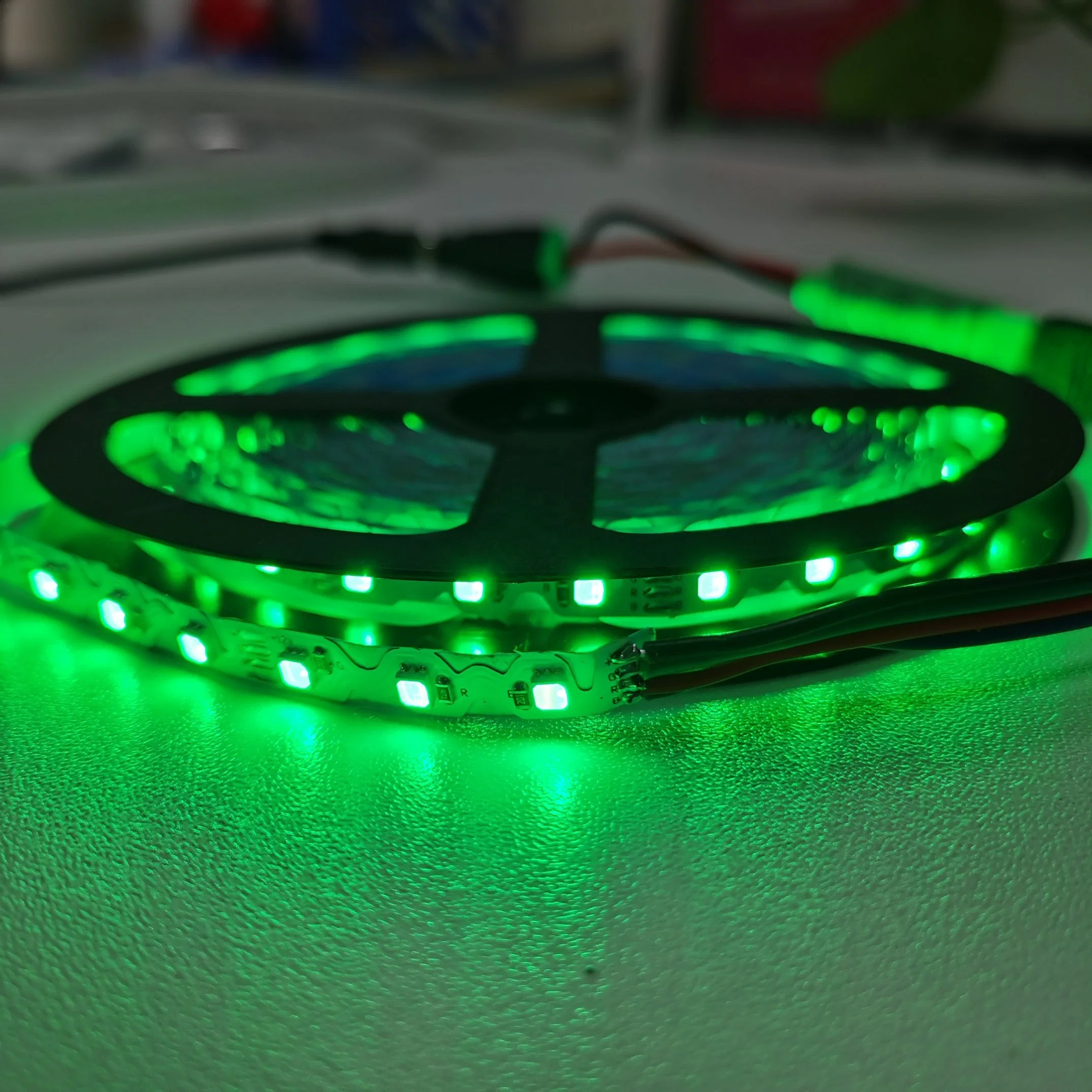 Hersteller Separently Flex RGB LED mit Silikon der neuen Generation Neonröhre