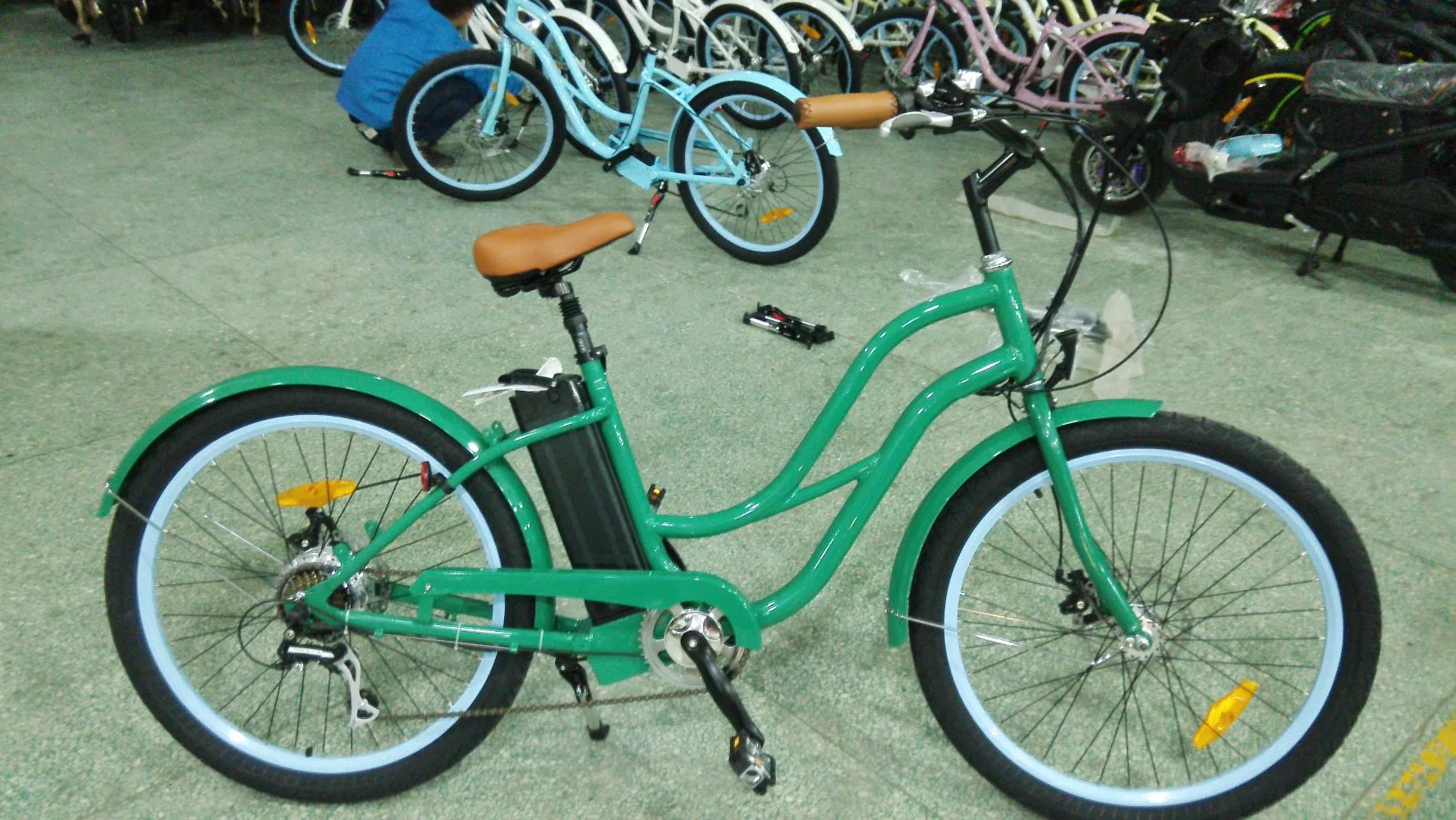 CE Approved 36V 250W Green Power City Electric Charging Bikes for Sale