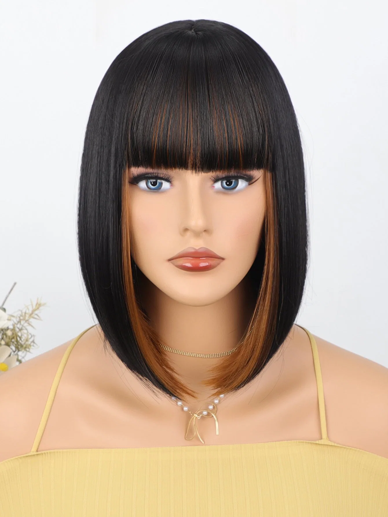 Short Bob Highlight Synthetic Glueless Straight Hair Wigs with Bang