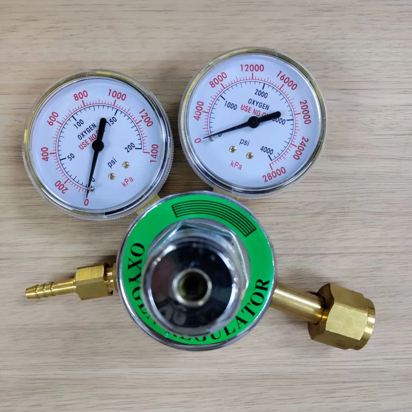 Oxygen Cylinder Gas Regulator Dual Pressure Gauges 0-200psi 0-4000psi 0-300bar W23-14 W22-14