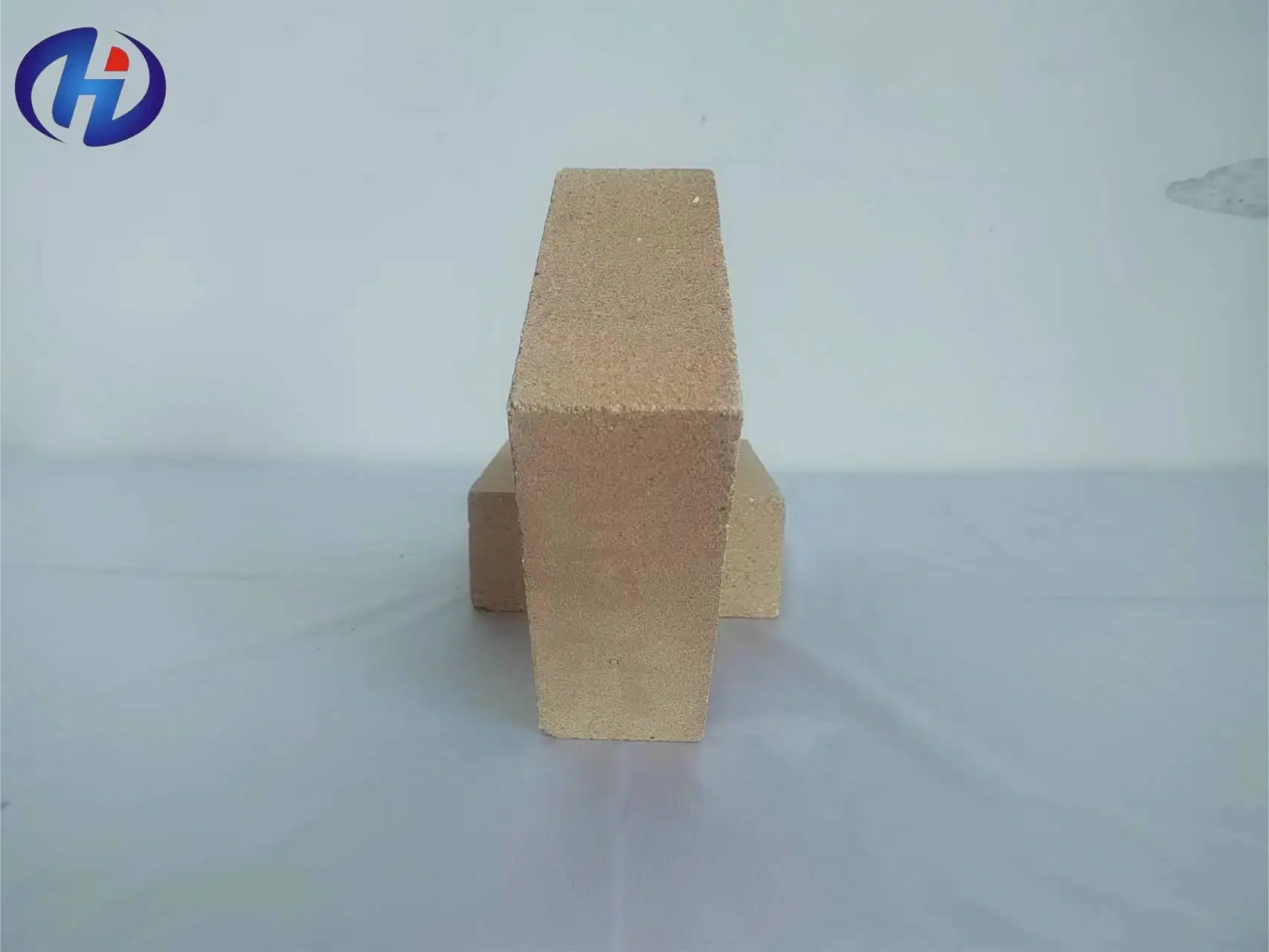 Alumina Bricks for Electric Arc Furnace High Alumina Bricks Refractory Materials