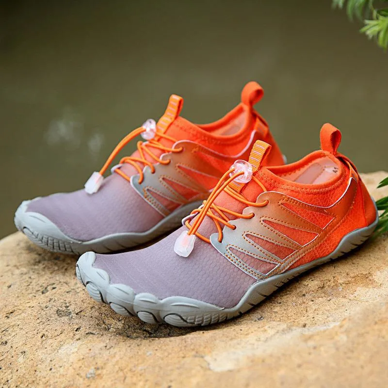 Neue Fünf-Finger-Schuhe Outdoor Stromaufwärts Stream Schuhe Paar Strandschuhe Wading Schuhe Eltern-Kind Schwimmschuhe Bergsteigen Sneakers