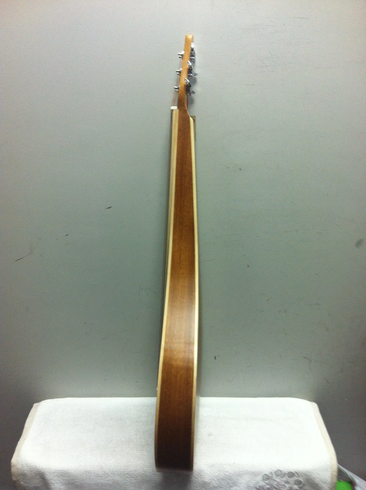 Teardrop forme Weissenborn Sapele contreplaqué guitare hawaïenne (AW100T)