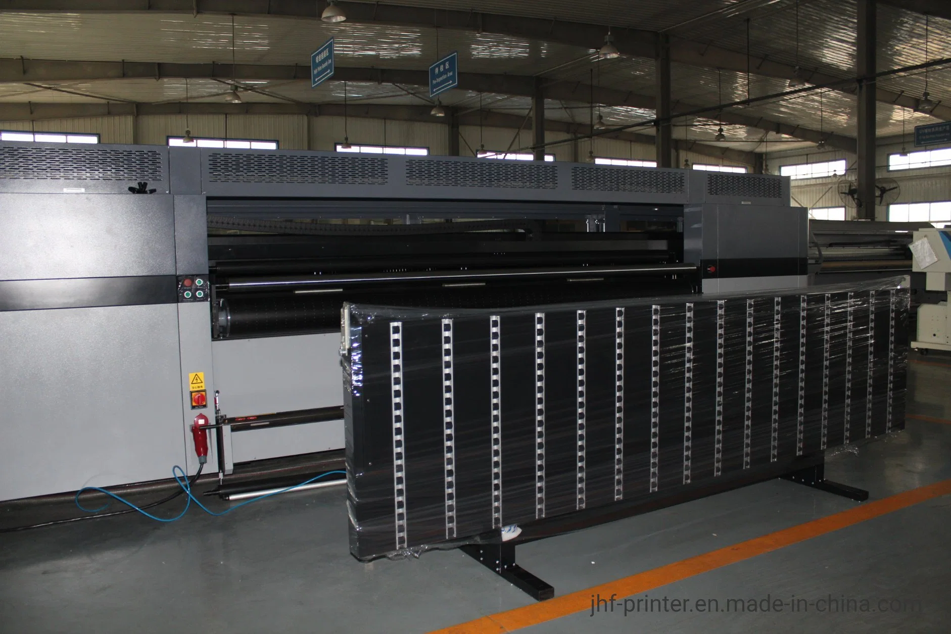 M3300 Rigid and Soft Material Digital Inkjet Flatbed Printing