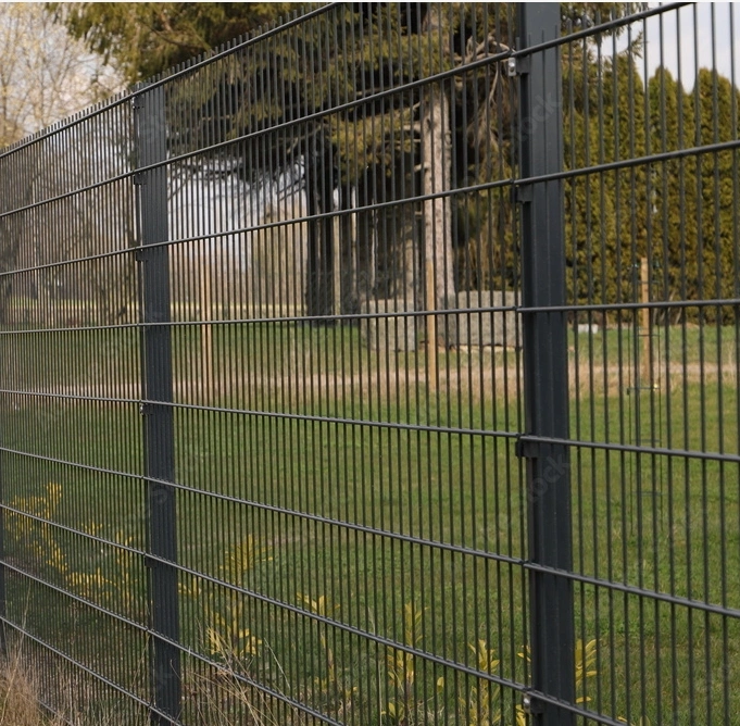 PVC Coated Galvanized Construction Steel Iron Welded Wire Mesh Bending Fencing Panels