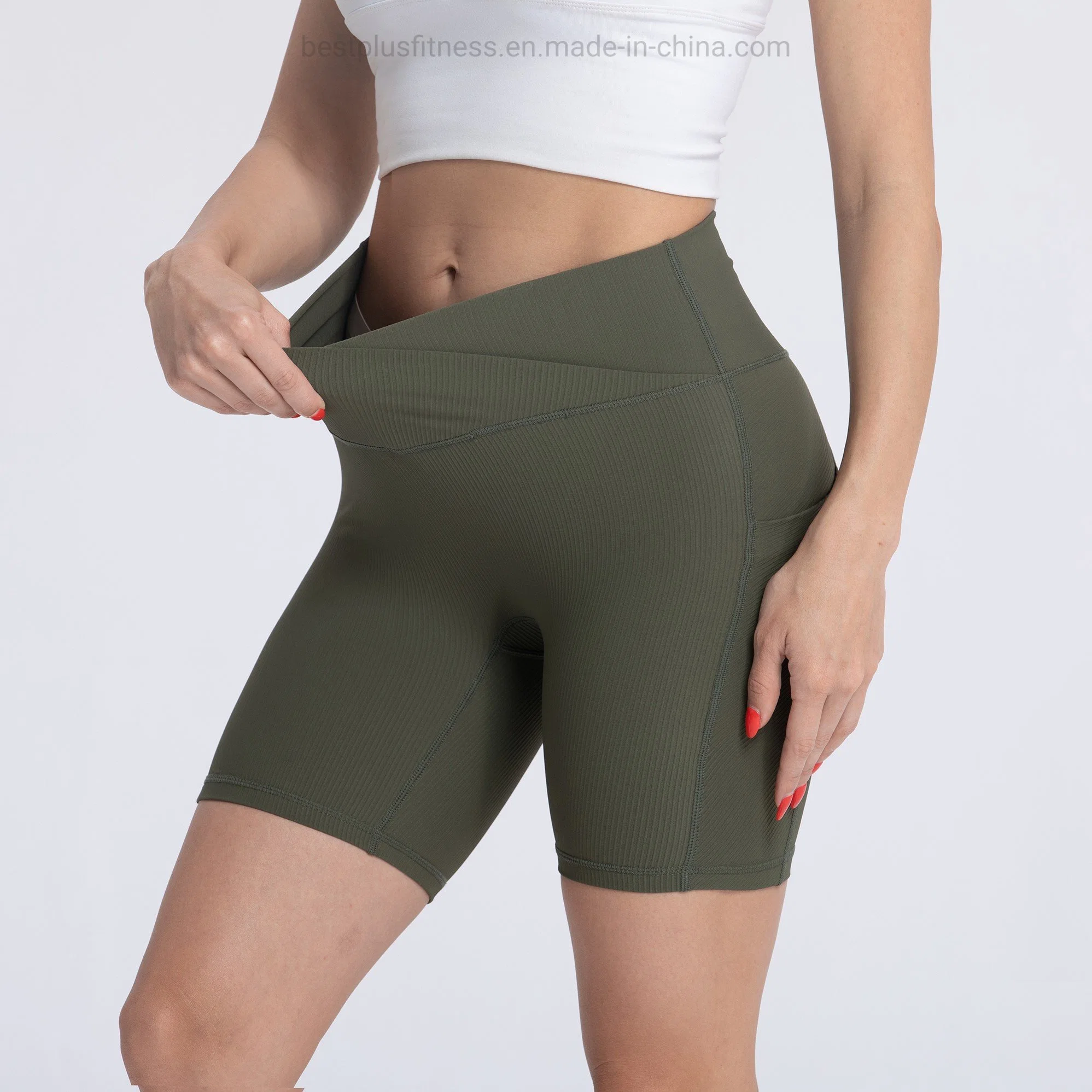 Exercise Elastic High Waist Seamless Tight Fitness Sports Pants Yoga Shorts Wear with Side Pocket