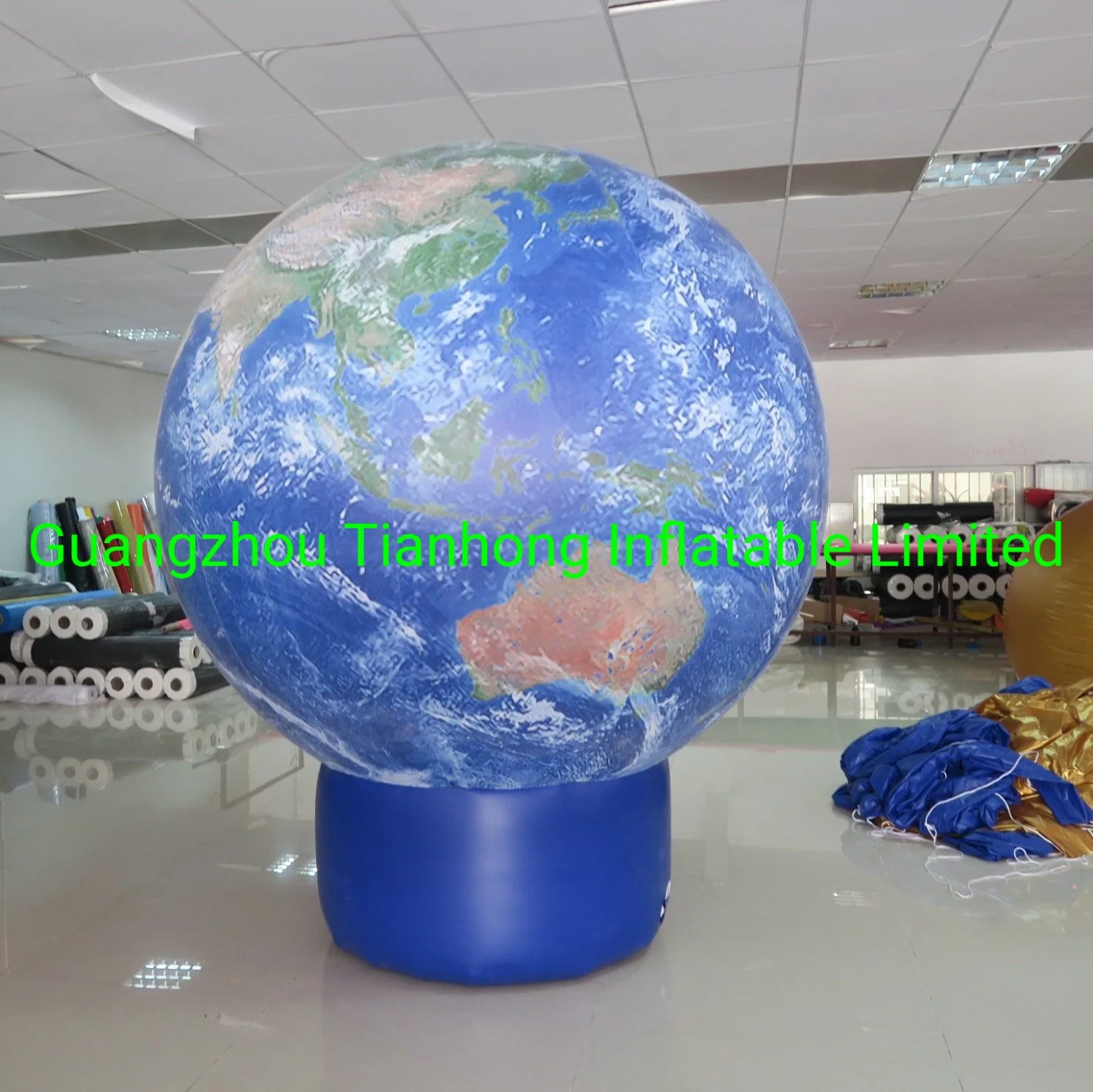 4m Tall Inflatable Earth Parade Balloon Advertising Balloon