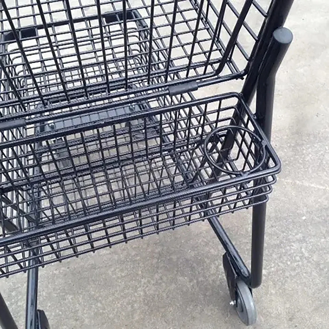 Bold Colored Metal Shopping Trolleys Build Brand Recognition