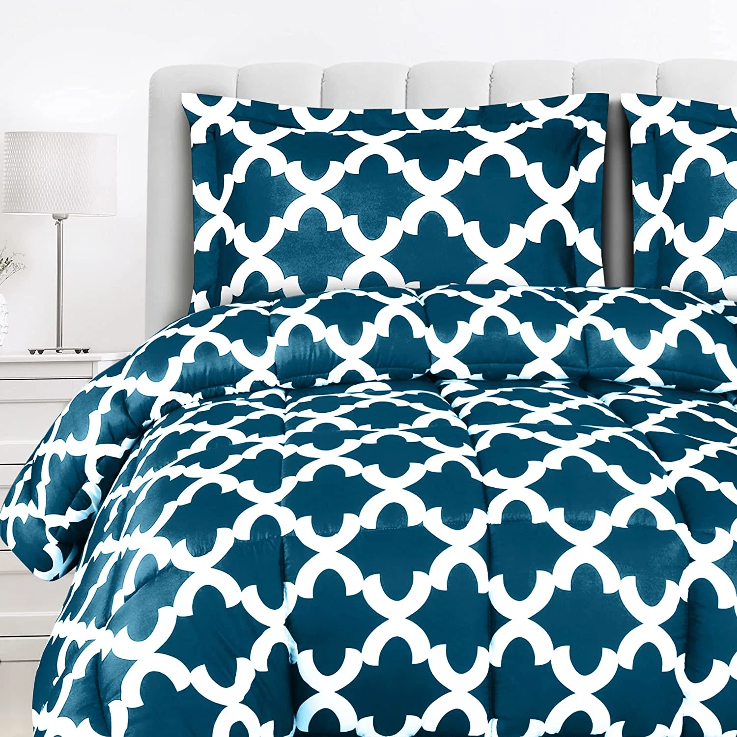 Bedding Twin Comforter Set Kids (Quatrefoil Teal) with 1 Pillow Sham - Bedding Comforter Sets - Down Alternative Comforter - Soft and Comfortable