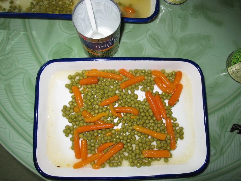 Fresh Crop Canned Mixed Vegetable for Sale (Green Peas, Baby Carrot)