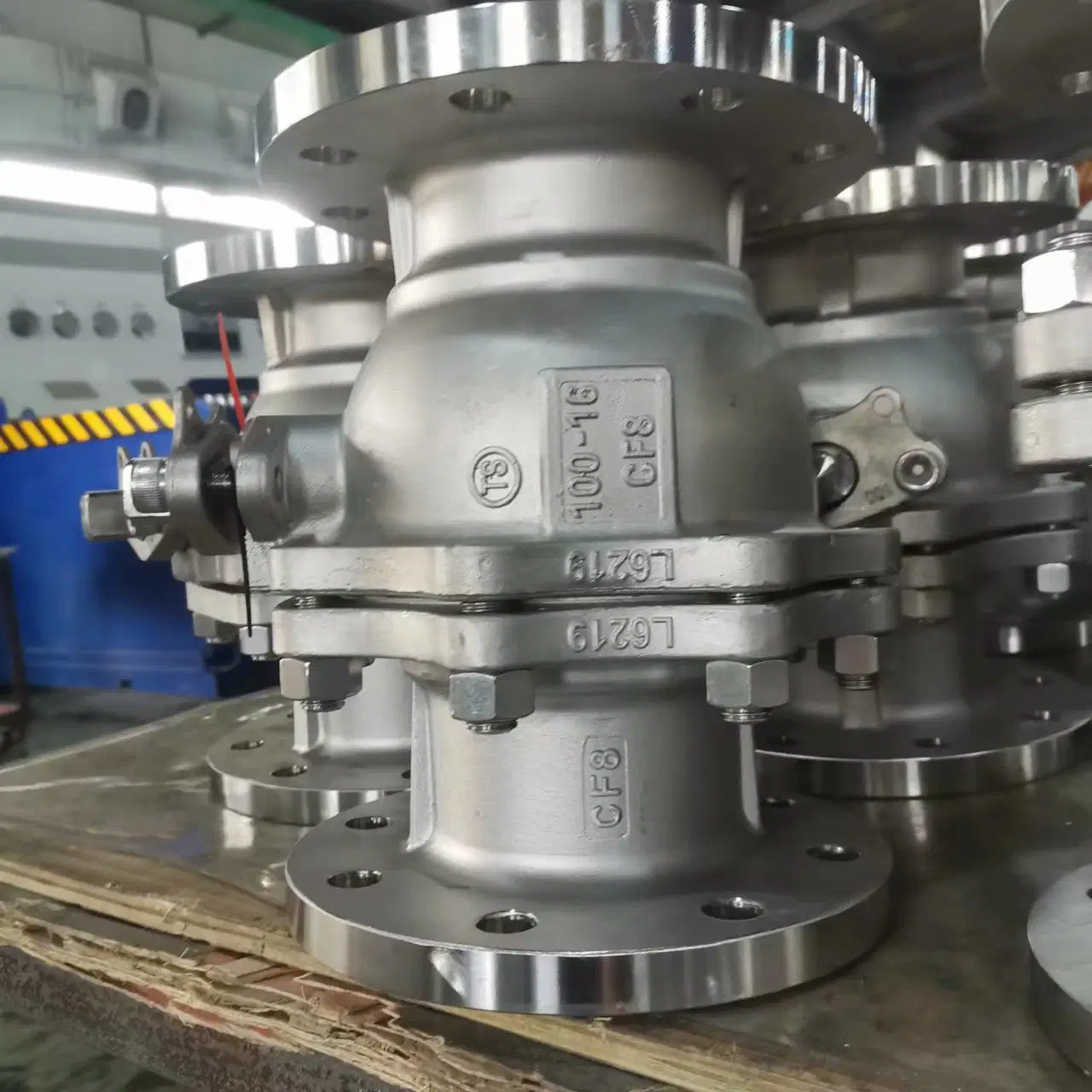 1/2 in. Full Port 150 Wsp Stainless Steel Ball Valve with Flanged Connection