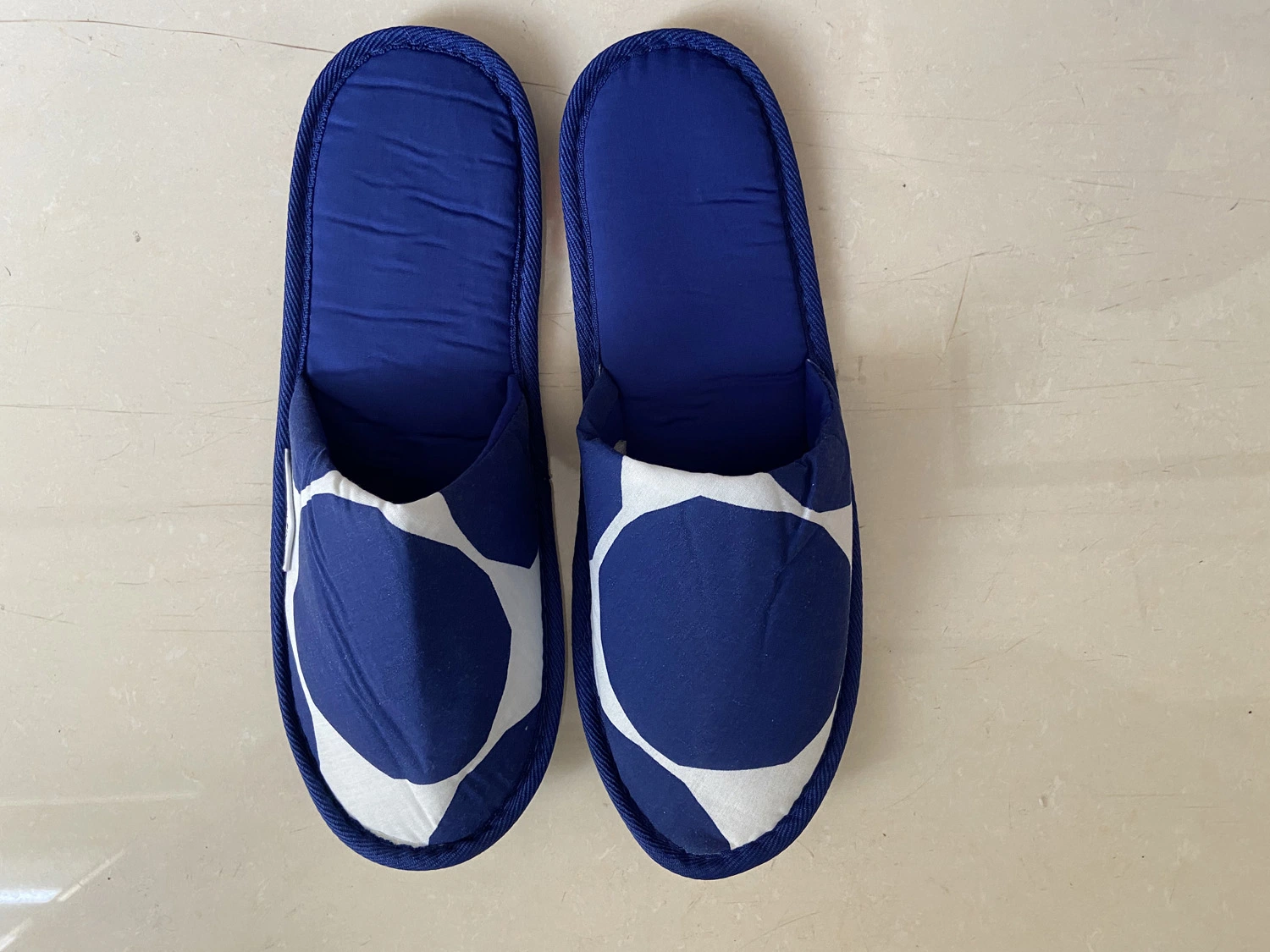 2022 Wholesale/Supplier Travel Airline Custom Footwear Design Logo Slippers Good Quality Cheap Slippers