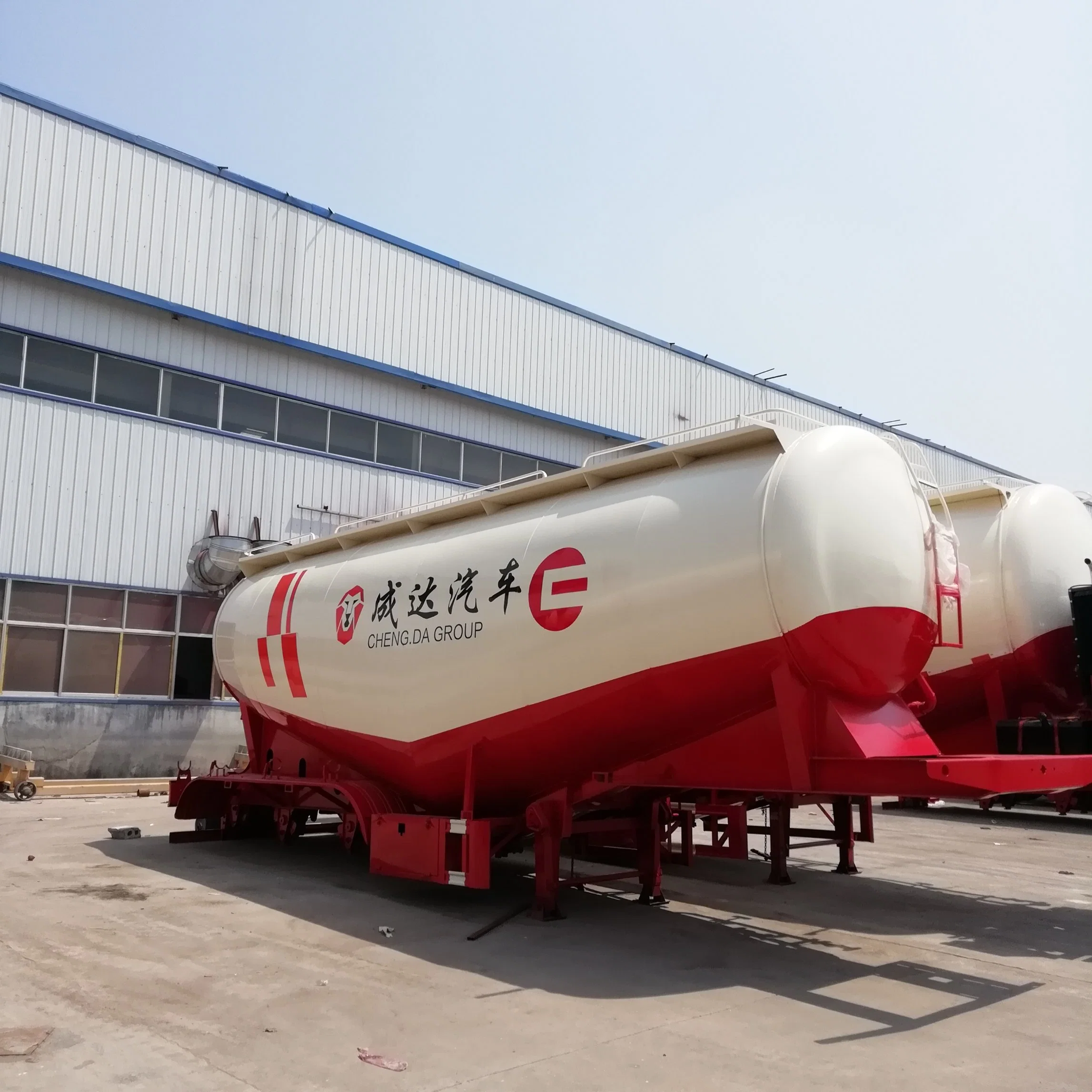 Chengda 35 Tons Used Tankers 30000L Bulk Cement Powder Tank Truck for Sale