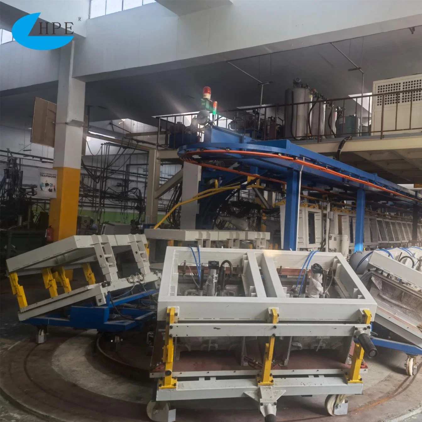 PU Foam Making Plastic Machinery Continuous Oval Molding Assembly Line for Car Seat