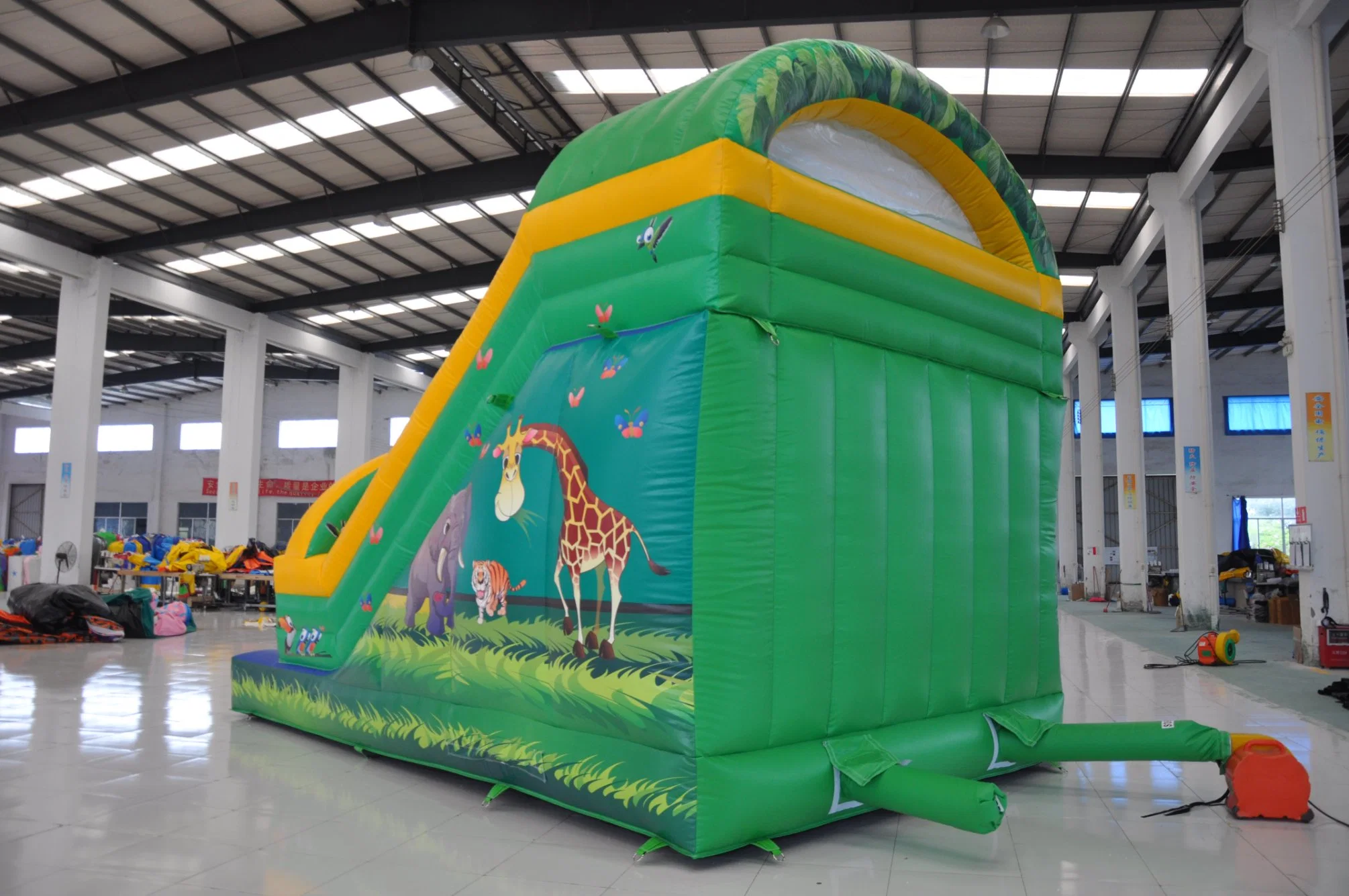 Giant Cartoon Theme Green Inflatable Slide Toys for Kids (AQ922-1)