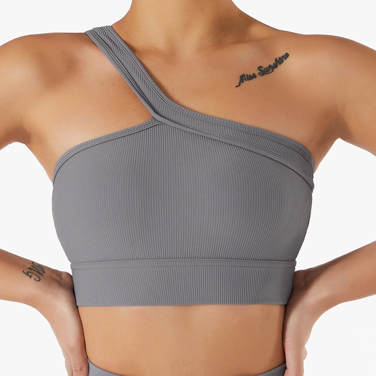 Sy-Z314 Nouveau soutien-gorge de yoga à une épaule, une pièce, avec un magnifique dos, sous-vêtements de sport pour la salle de sport, le fitness et le yoga pour femmes à porter
