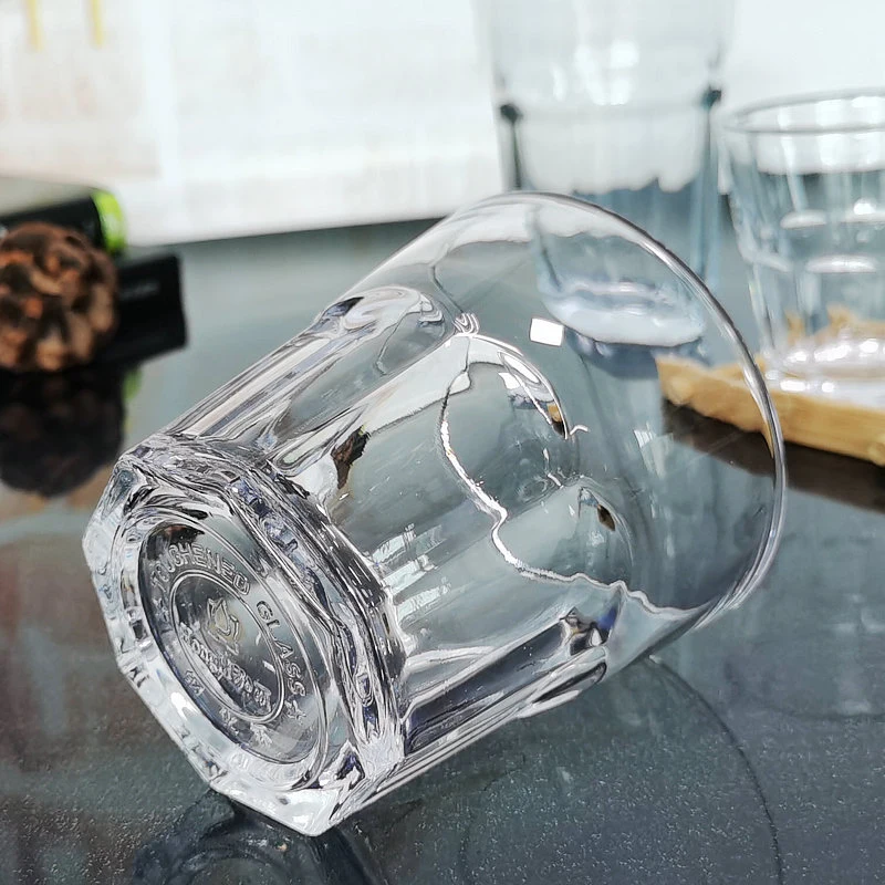 Octagonal Glass Plastic Shot Glass for Party as Clear Beer Glass