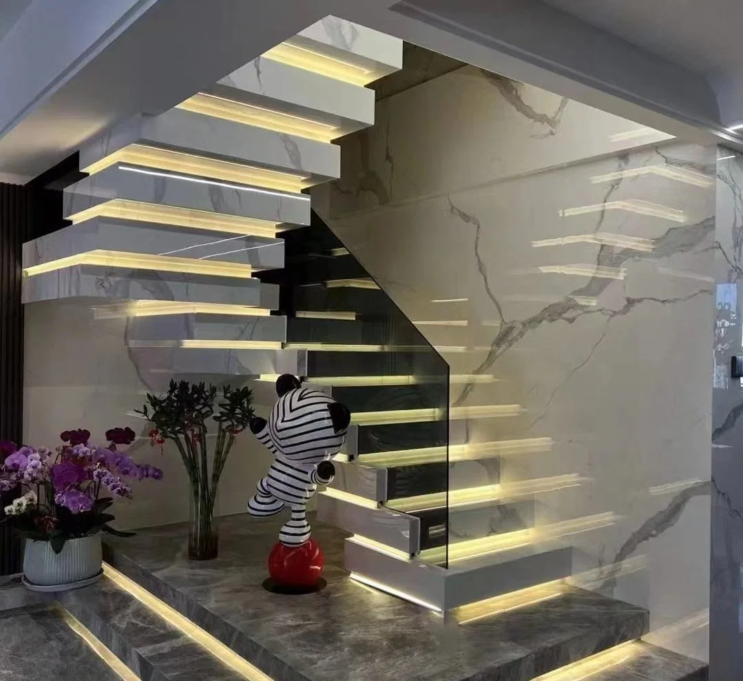 Modern Indoor Floating Wooden Staircase Luxury Cutomize LED Light Stairs