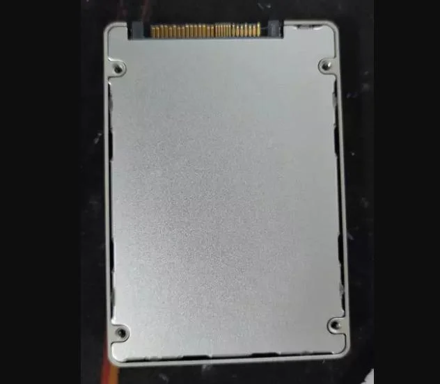 Los servidores Dell SAS de 960GB 12 GB SSD Hot Swap Número 0B34972