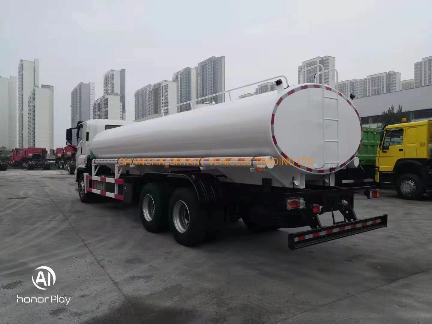 Isuzu Water Tank Truck